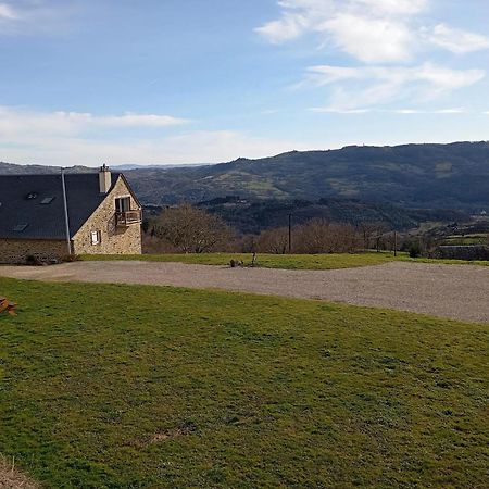 Appartement Charmant A Saint Come D'Olt Vue Montagne 80 M² Balconc Exteriör bild