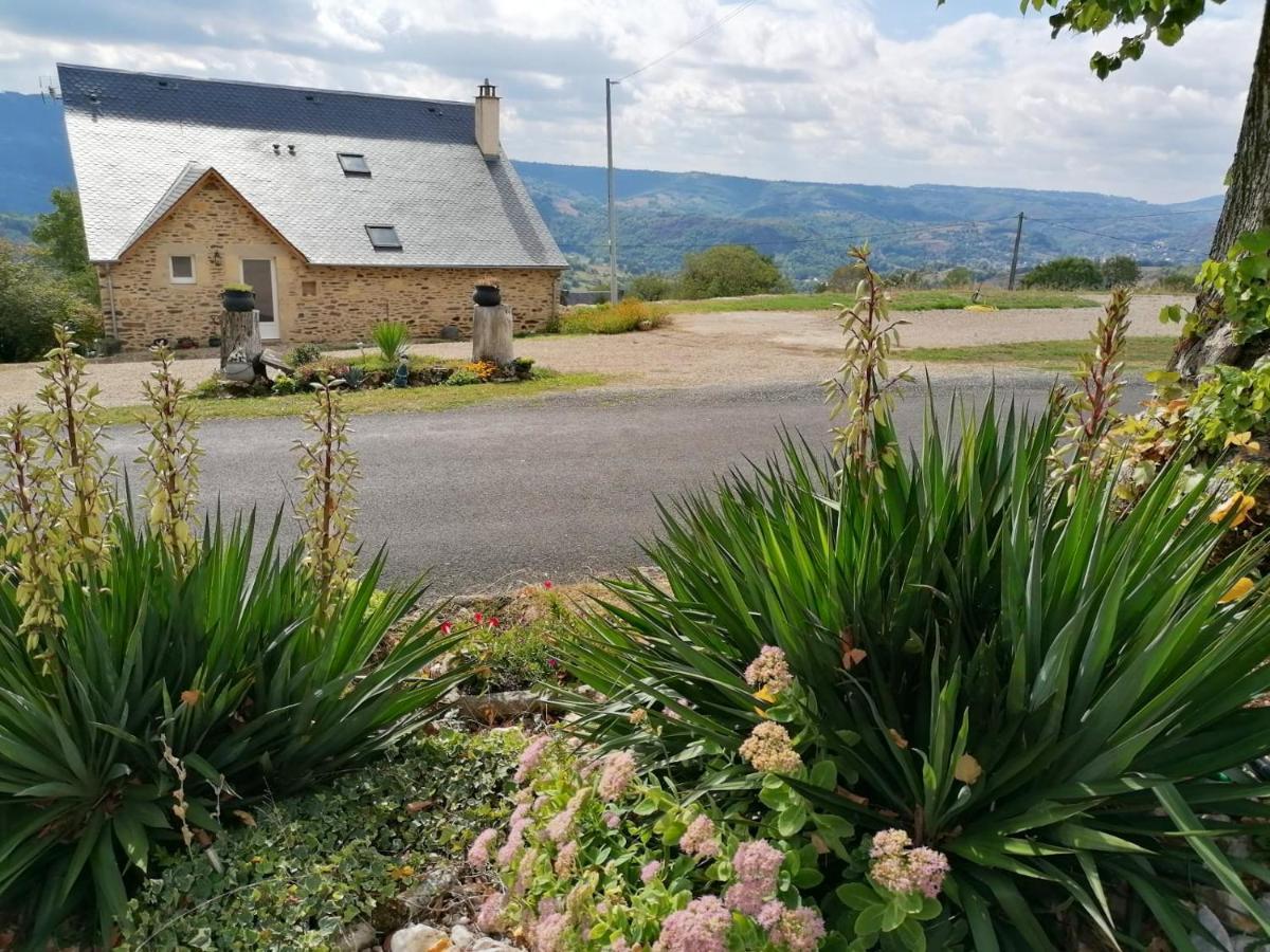 Appartement Charmant A Saint Come D'Olt Vue Montagne 80 M² Balconc Exteriör bild