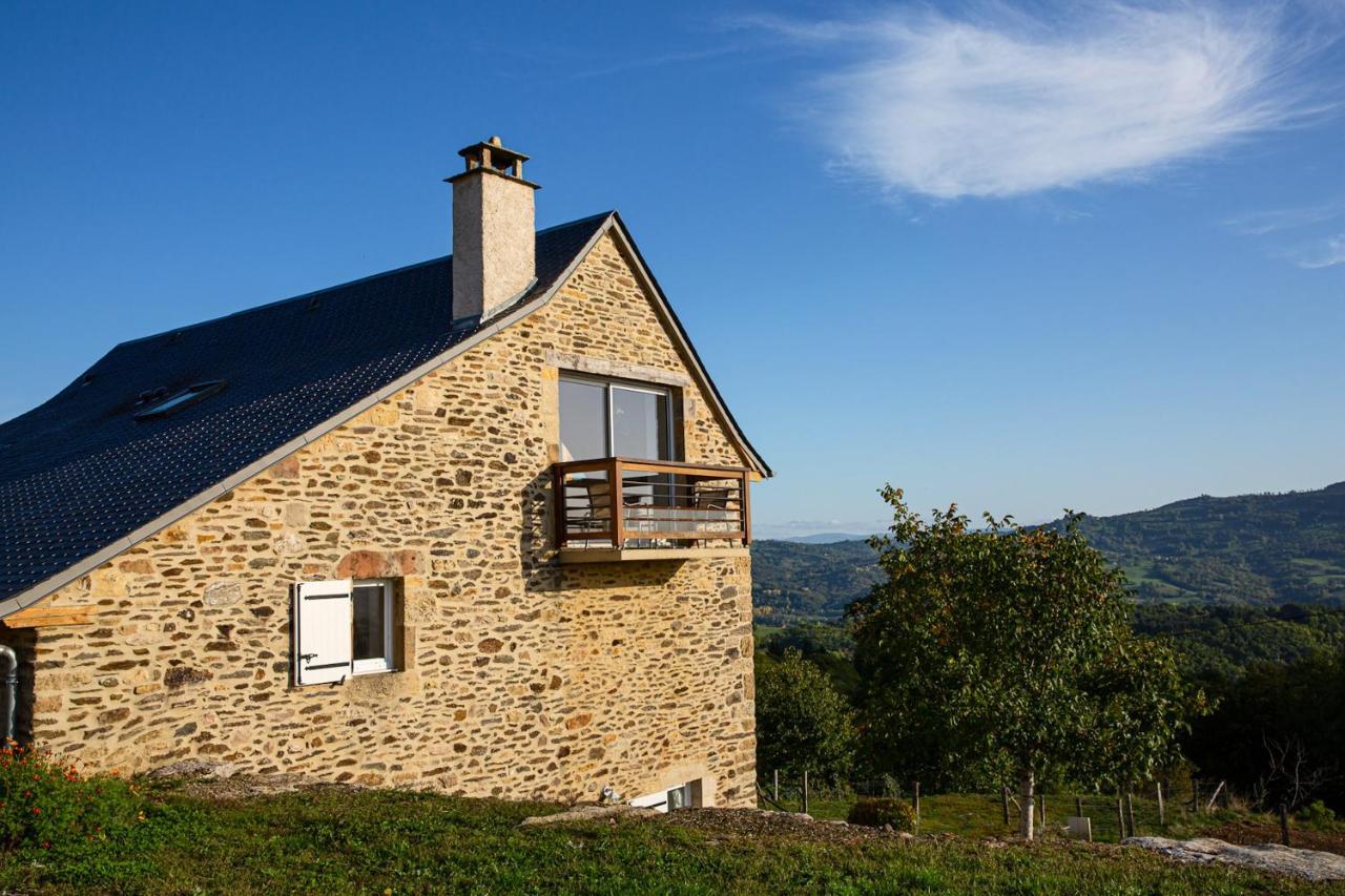 Appartement Charmant A Saint Come D'Olt Vue Montagne 80 M² Balconc Exteriör bild