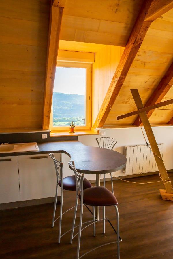 Appartement Charmant A Saint Come D'Olt Vue Montagne 80 M² Balconc Exteriör bild